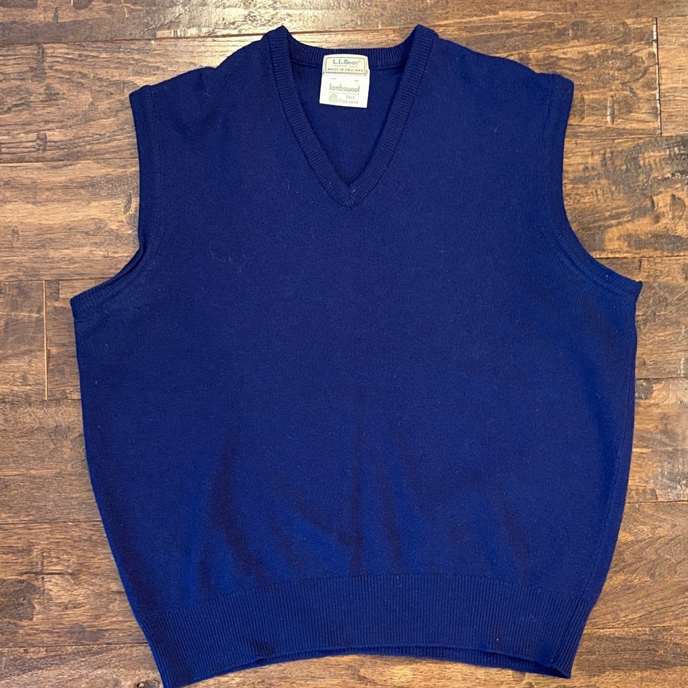 Vintage L.L. Bean Men’s Royal Blue V-Neck Sweater Vest
